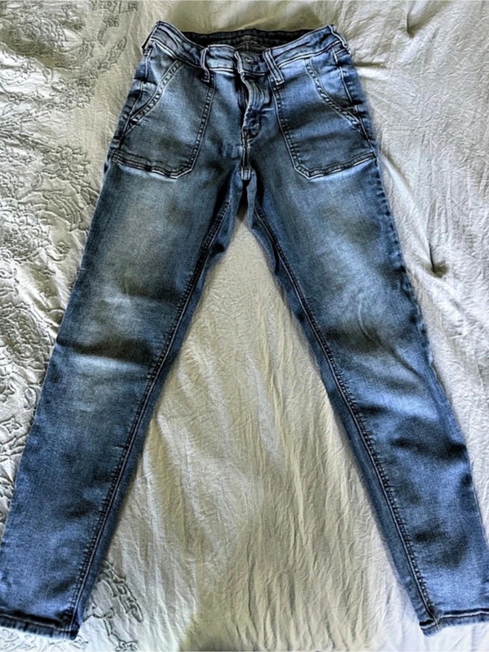 Old Navy Rockstar Mid-Rise Super Skinny Ankle Jeans Blue